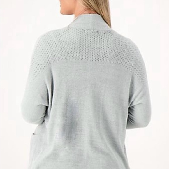 Barefoot Dreams 3/4 sleeve cardi size XXS/XS - Picture 2 of 5